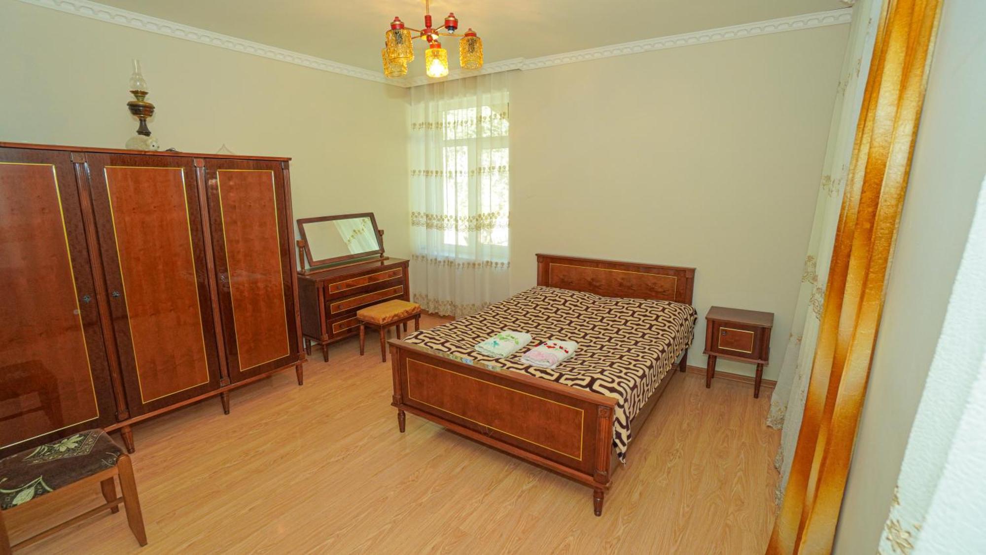 Givi Kakhiani'S Guesthouse Zhabeshi Esterno foto