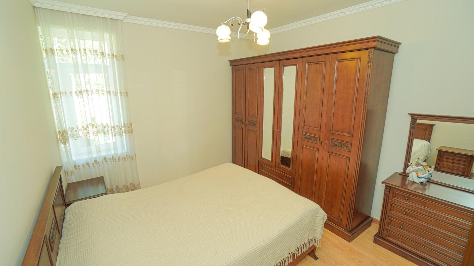 Givi Kakhiani'S Guesthouse Zhabeshi Esterno foto
